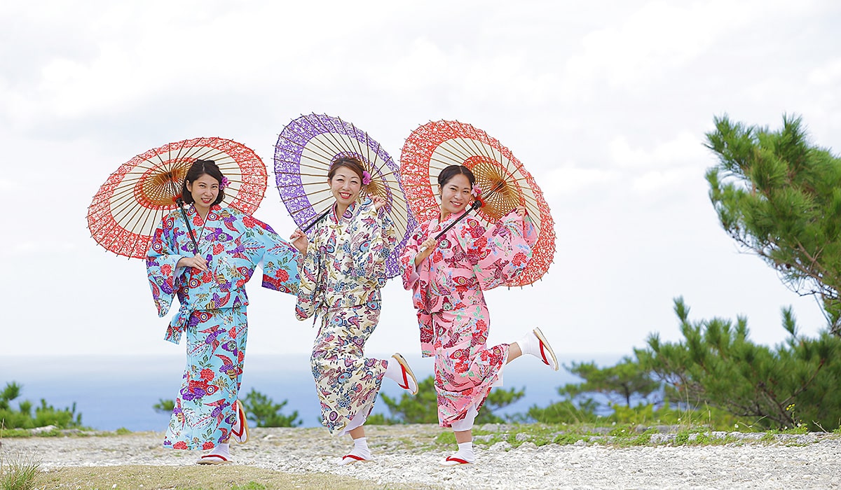 沖縄 琉装体験 写真撮影 ハイビスカスプラン